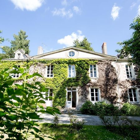 圣埃尔布兰La Guilbaudiere住宿加早餐旅馆 外观 照片