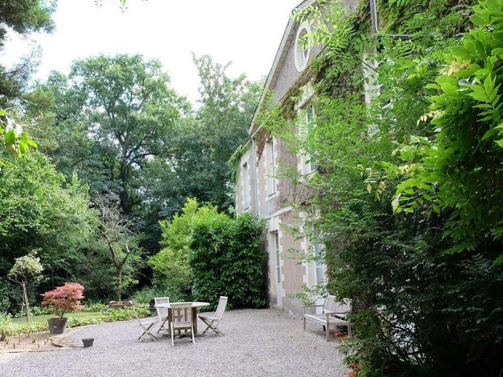 圣埃尔布兰La Guilbaudiere住宿加早餐旅馆 外观 照片